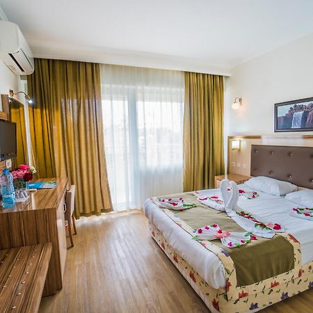 Venus Bieno Hotel 시데 외부 사진