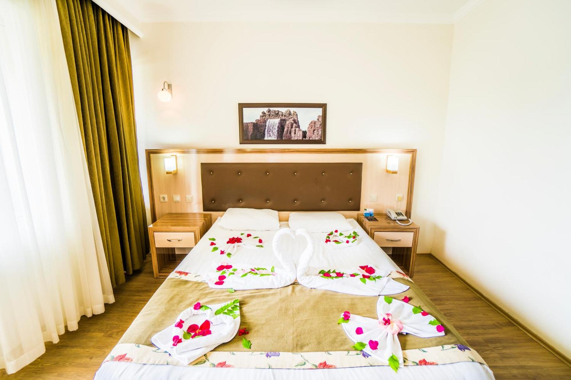 Venus Bieno Hotel 시데 외부 사진